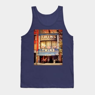 Twins pub Tank Top